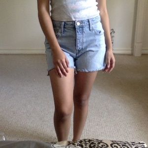 GAP Vintage Cut Short